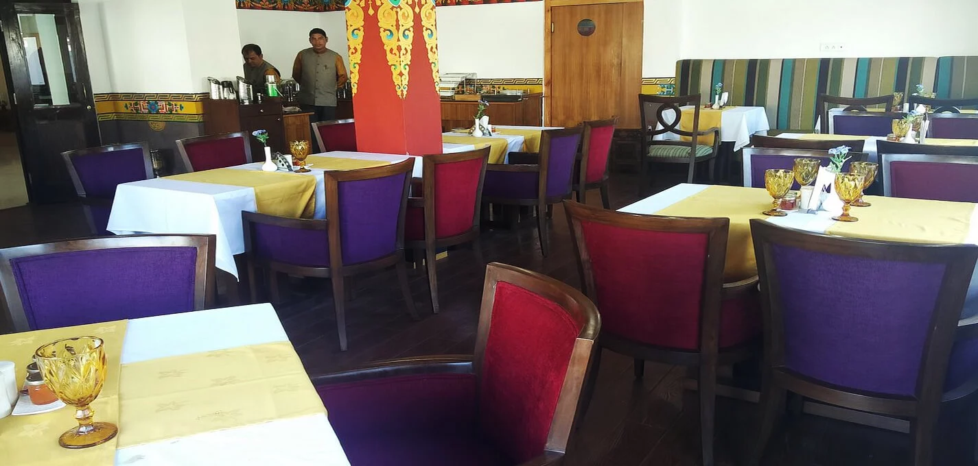 Hotel Sera Courtyard